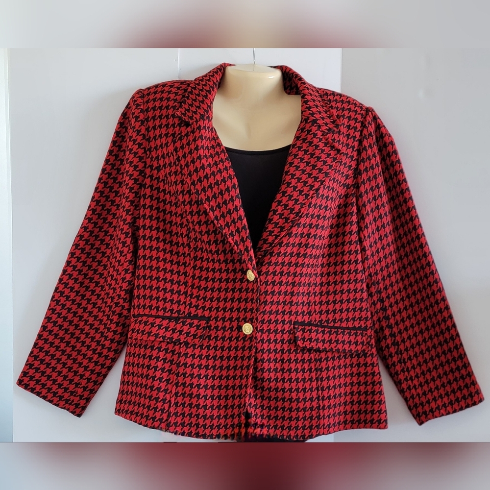 Joan Rivers Red and Black Houndstooth Blazer